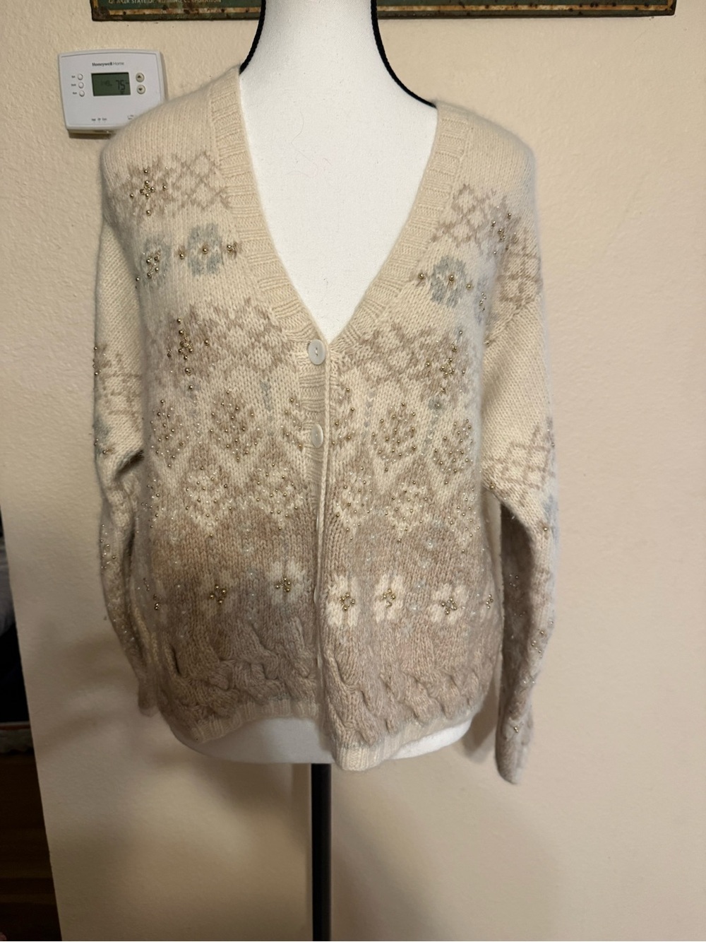 Marisa Christina Beige Knit Beaded Christmas Cardigan Sweater Lambs Wool Grandma